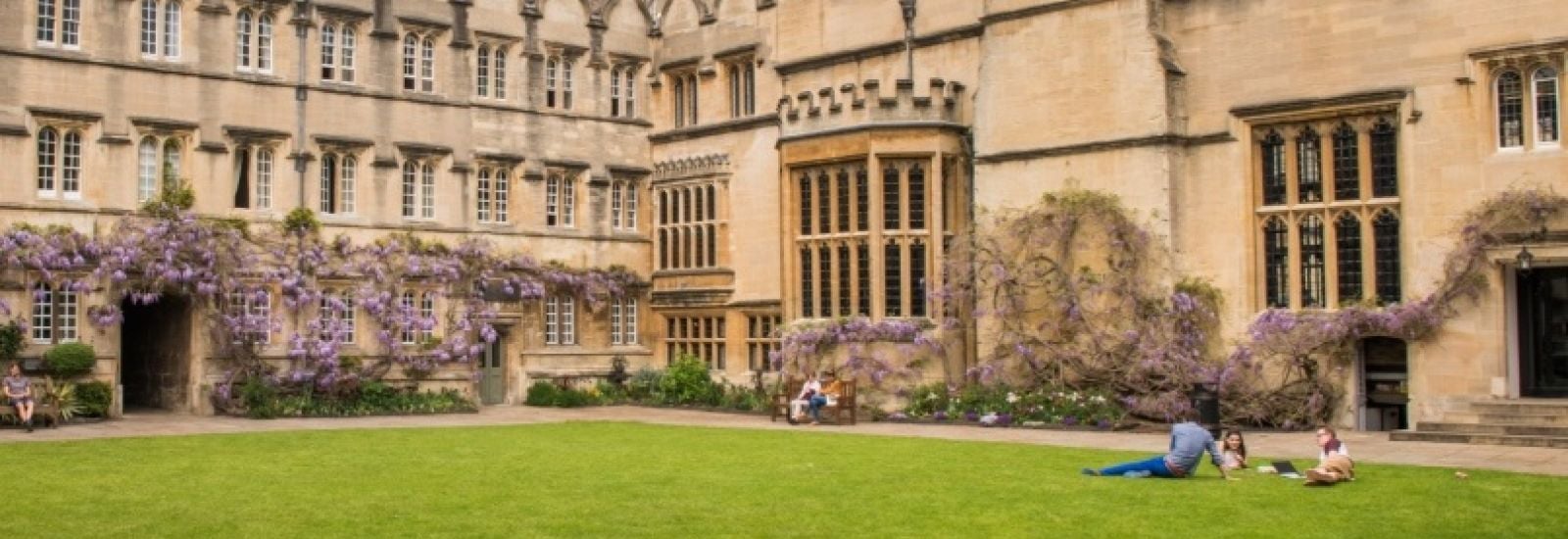 A photograph of Jesus college, one of the University of Oxford's colleges