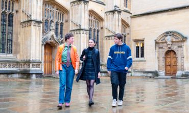 Students in the Bod quad