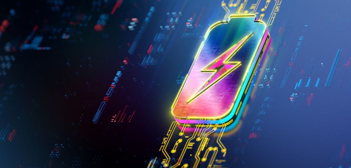 Artistic drawing of a futuristic, luminous battery icon with a lightning bolt icon.